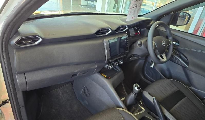 
								Nissan Magnite 1.0 Visia full									