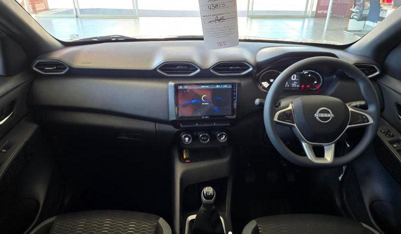 
								Nissan Magnite 1.0 Visia full									