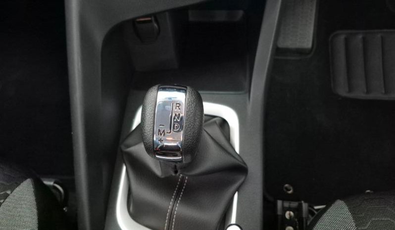 
								Nissan Magnite 1.0 Visia At full									