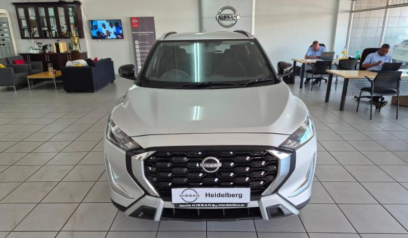 
								Nissan Magnite 1.0 Visia At full									