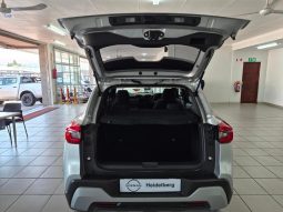 
										Nissan Magnite 1.0 Visia At full									