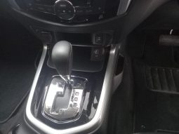 
										Nissan Navara 2.5D Le Plus D Cab 4X2 At full									