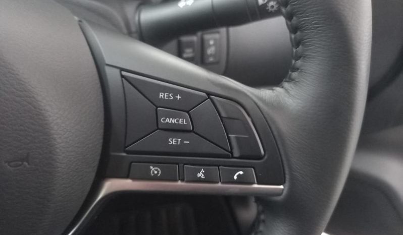 
								Nissan Navara 2.5D Le Plus D Cab 4X2 At full									