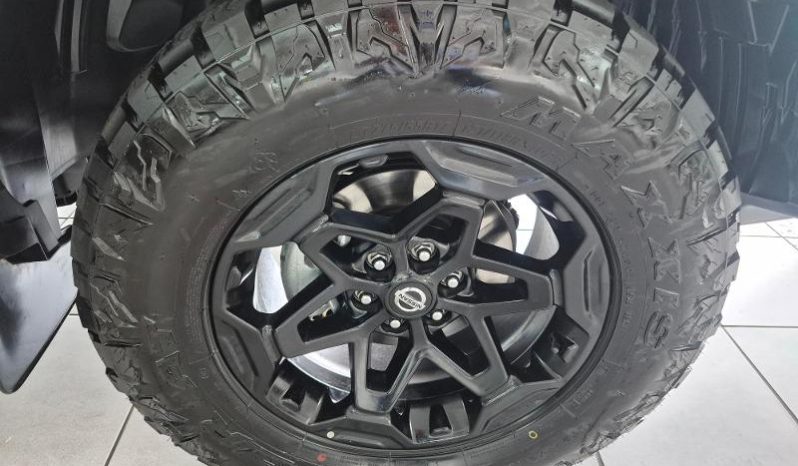 
								Nissan Navara 2.5D Pro-4X Warrior D Cab 4X4 At full									