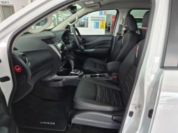 
										Nissan Navara 2.5D Pro-4X Warrior D Cab 4X4 At full									
