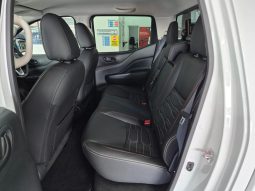 
										Nissan Navara 2.5D Pro-4X Warrior D Cab 4X4 At full									