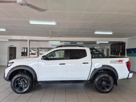 Nissan Navara 2.5D Pro-4X Warrior D Cab 4X4 At
