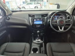 
										Nissan Navara 2.5D Pro-4X Warrior D Cab 4X4 At full									