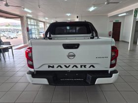 Nissan Navara 2.5D Stealth D Cab 4X2 At