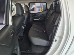 
										Nissan Navara 2.5D Stealth D Cab 4X2 At full									