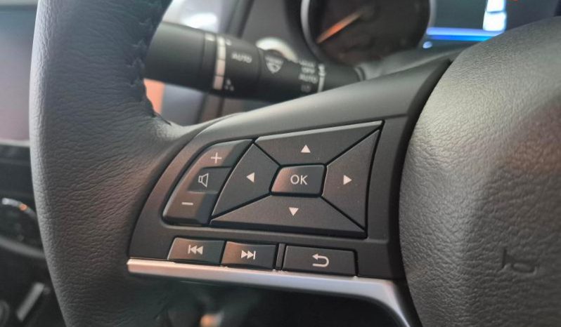 
								Nissan Navara 2.5D Stealth D Cab 4X2 At full									