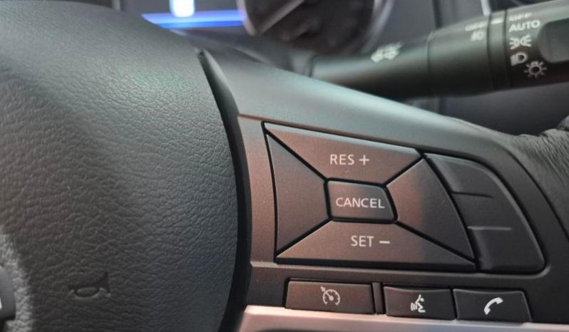 
								Nissan Navara 2.5D Stealth D Cab 4X2 At full									