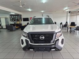 
										Nissan Navara 2.5D Stealth D Cab 4X2 At full									