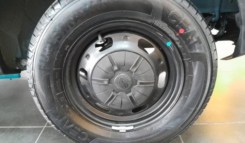 
								Renault Triber 1.0 Evolution full									