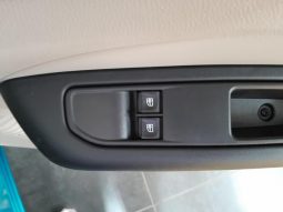
										Renault Triber 1.0 Evolution full									
