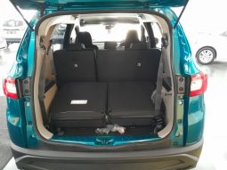 
										Renault Triber 1.0 Evolution full									