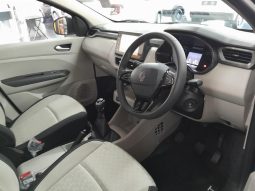 
										Renault Triber 1.0 Techno full									