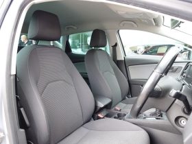 SEAT LEON 2.0 TDI SE Dynamic Hatchback 5dr Diesel DSG Euro 6