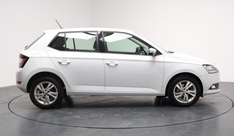 
								SKODA FABIA 1.0 TSI SE Hatchback 5dr Petrol DSG Euro 6 (s/s) ( full									