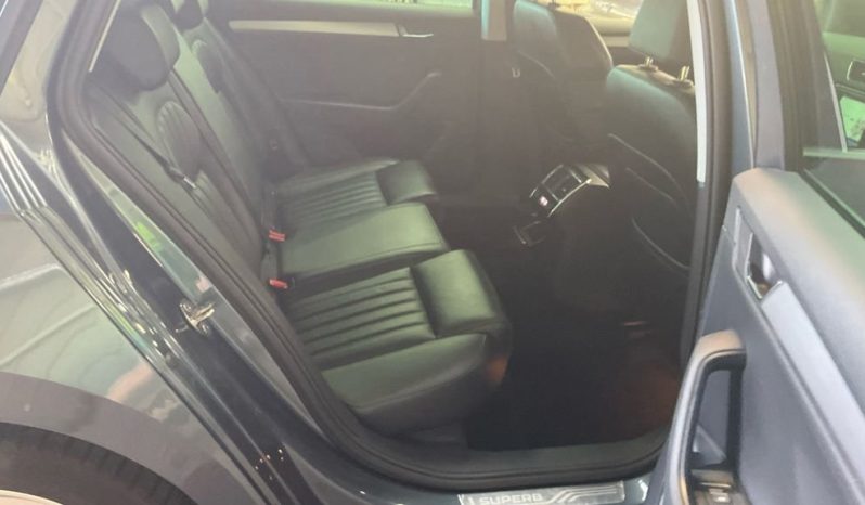 
								SKODA SUPERB 1.4 TSI ACT SE L Executive Estate 5dr Petrol DSG E full									