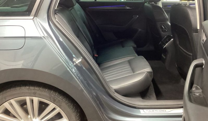 
								SKODA SUPERB 2.0 TDI SE L Estate 5dr Diesel DSG Euro 6 (s/s) (1 full									