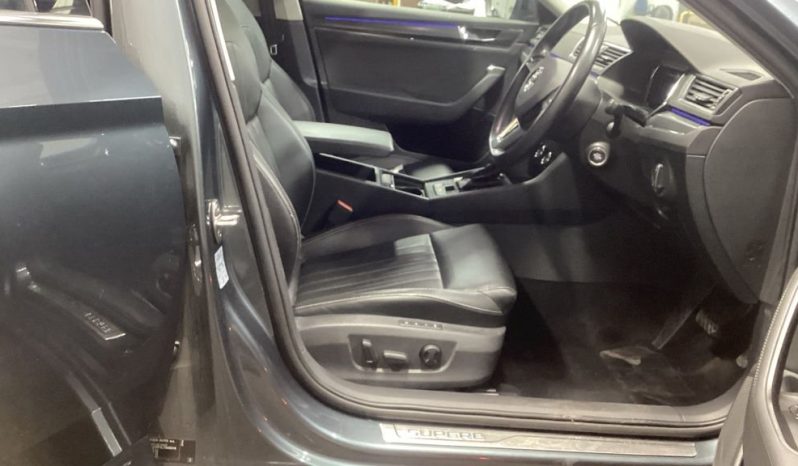 
								SKODA SUPERB 2.0 TDI SE L Estate 5dr Diesel DSG Euro 6 (s/s) (1 full									