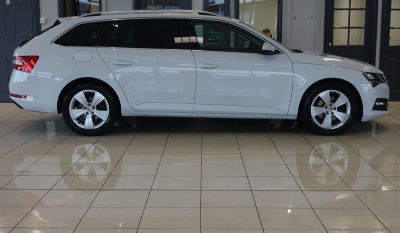 
								SKODA SUPERB 2.0 TDI SE Technology Estate 5dr Diesel Manual Eur full									