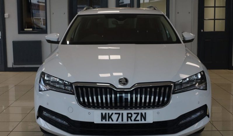 
								SKODA SUPERB 2.0 TDI SE Technology Estate 5dr Diesel Manual Eur full									