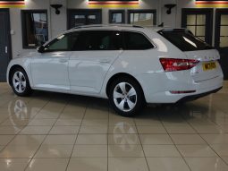 
										SKODA SUPERB 2.0 TDI SE Technology Estate 5dr Diesel Manual Eur full									