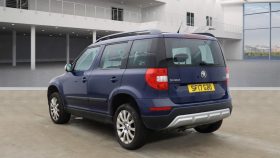 SKODA YETI 2.0 TDI SE Outdoor 5dr Diesel Manual 4WD Euro 6 (s