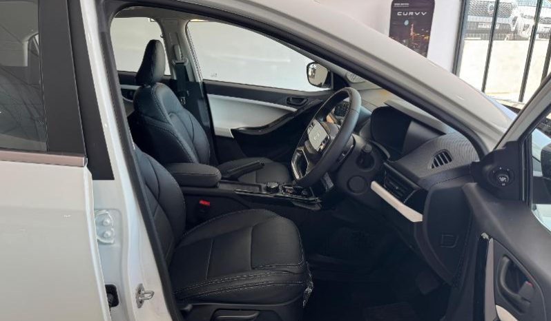 
								Tata Curvv 1.2T Creative Dca full									