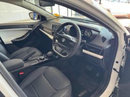 
										Tata Curvv 1.2T Creative Dca full									