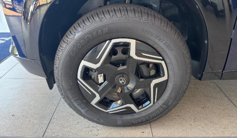 
								Tata Curvv 1.2T Pure Plus full									