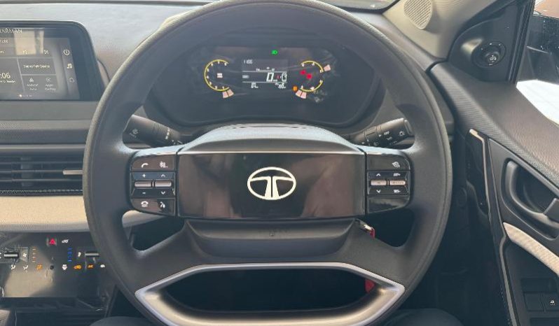 
								Tata Curvv 1.2T Pure Plus full									