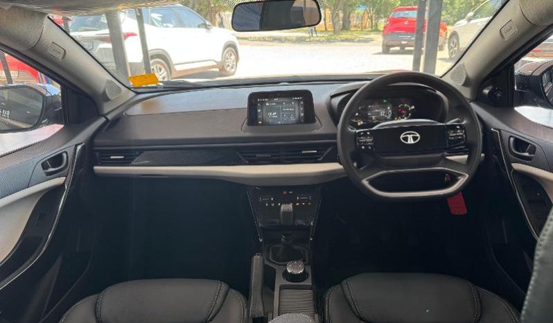
								Tata Curvv 1.2T Pure Plus full									