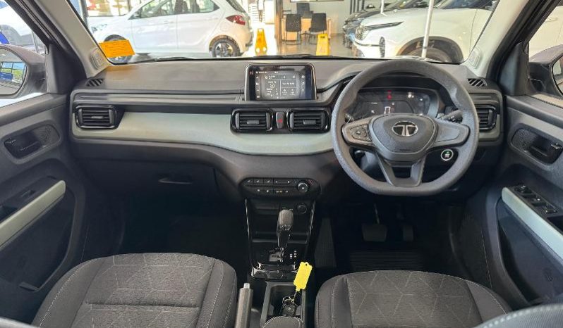 
								Tata Punch 1.2 Adventure Plus S Amt full									