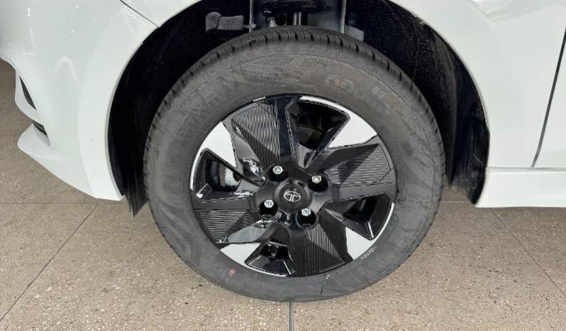
								Tata Tiago 1.2 Xt full									