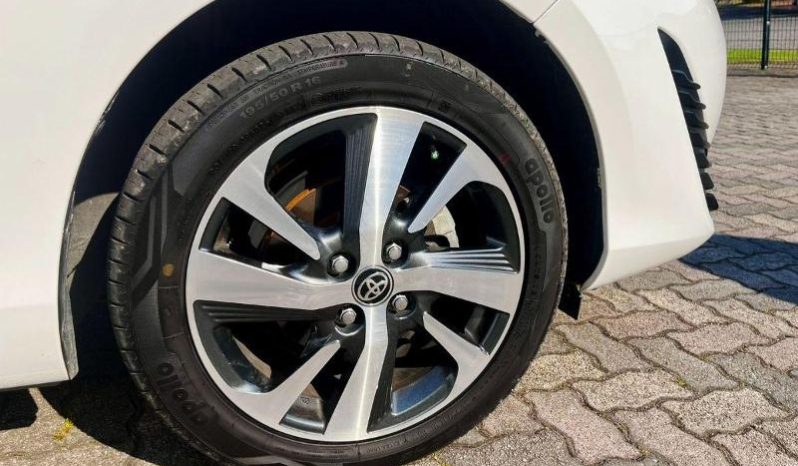 
								Toyota Yaris 1.5 Xs Cvt full									