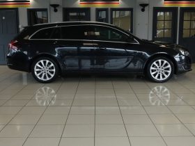 VAUXHALL INSIGNIA 2.0 CDTi Elite Nav Sports Tourer 5dr Diesel Auto E