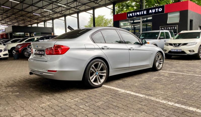 
								BMW 3 Series Sedan 320d Sport Line full									