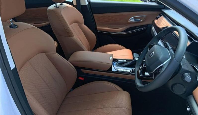 
								Changan Cs75 Pro 1.5T Ce 7 Seater At full									
