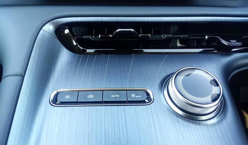 
								Geely E5 Hev Aspire full									