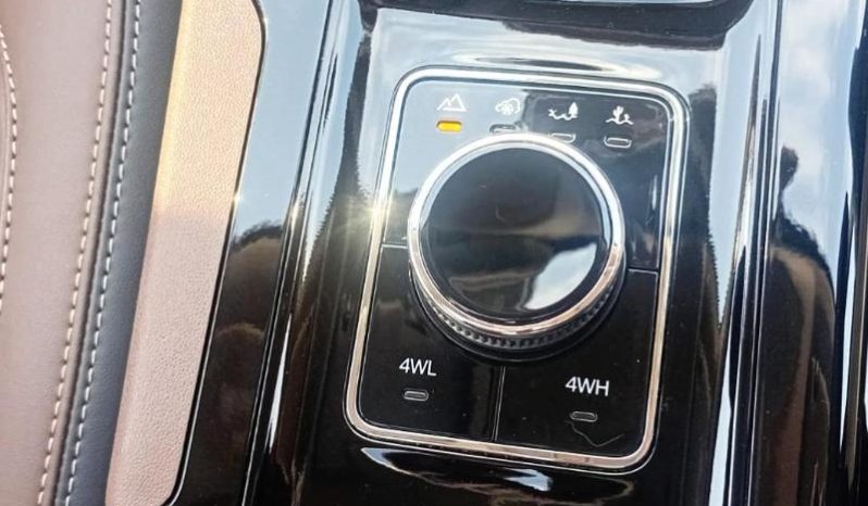 
								Mahindra Scorpio N 2.2D Z8L Adventure 4X4 At full									