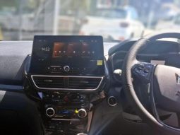
										Mahindra XUV 3X0 1.2 AX5 MT full									