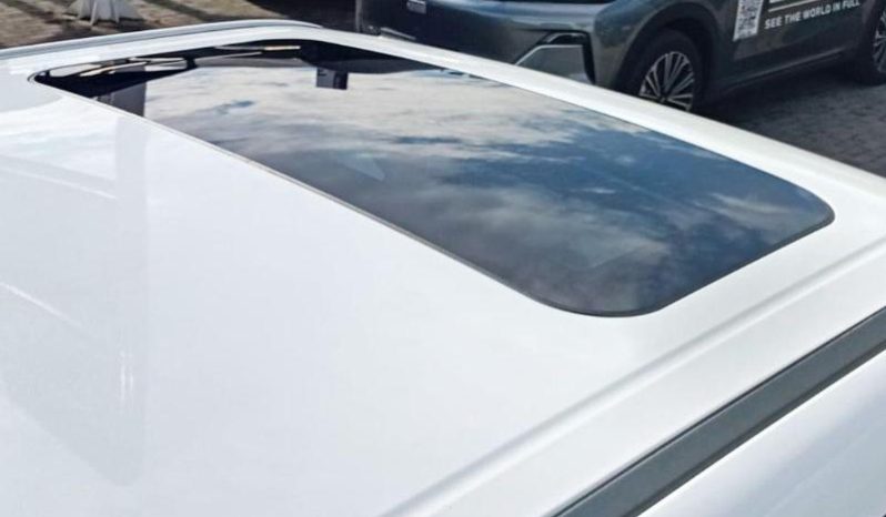 
								Mahindra Xuv3XO 1.2T Mx3 full									
