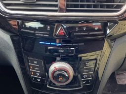 
										Mahindra Xuv3XO 1.2T Mx3 full									