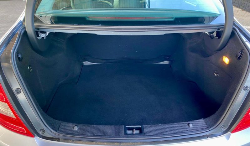 
								Mercedes Benz C-Class Sedan C 220cdi Classic Touchshift full									