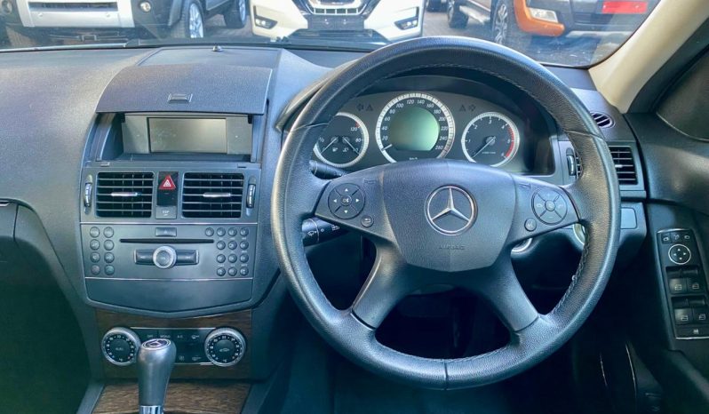 
								Mercedes Benz C-Class Sedan C 220cdi Classic Touchshift full									