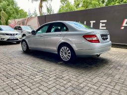 
										Mercedes Benz C-Class Sedan C 220cdi Classic Touchshift full									