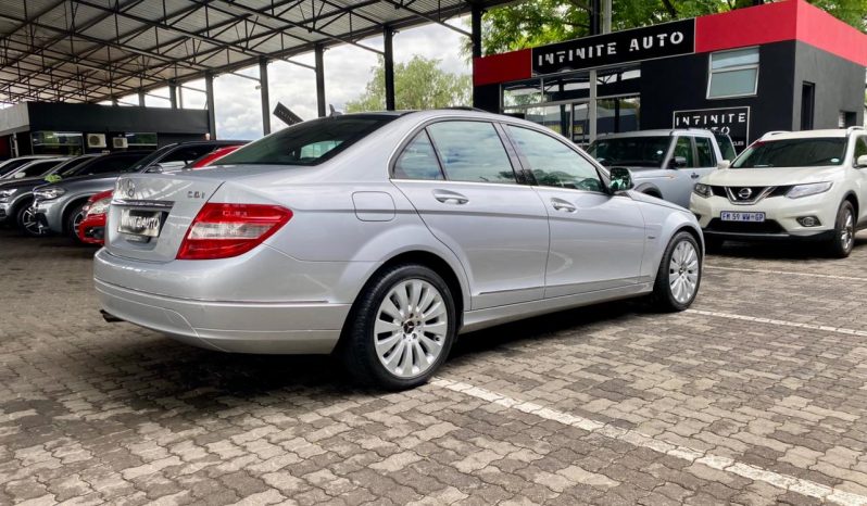 
								Mercedes Benz C-Class Sedan C 220cdi Classic Touchshift full									